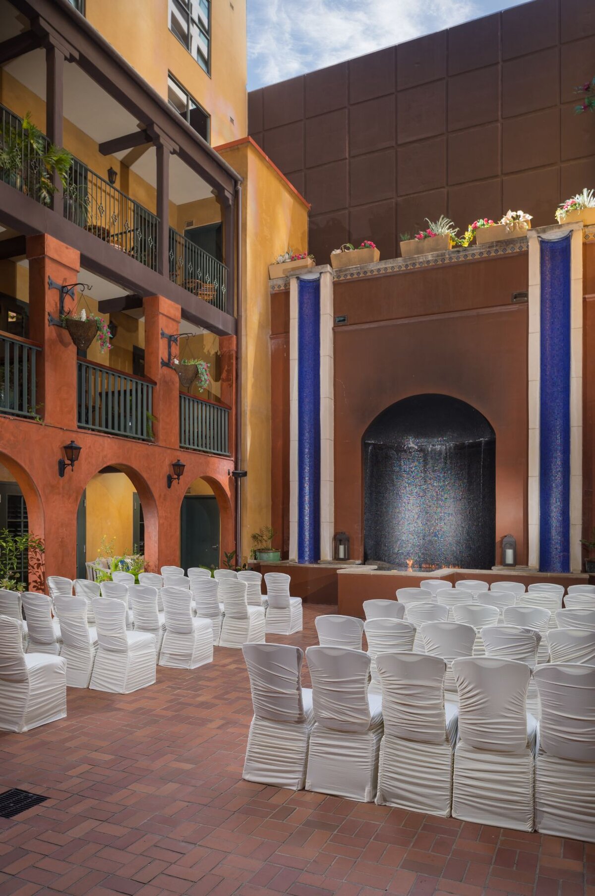 Romantic Wedding Venues in San Antonio | Hotel Valencia Riverwalk