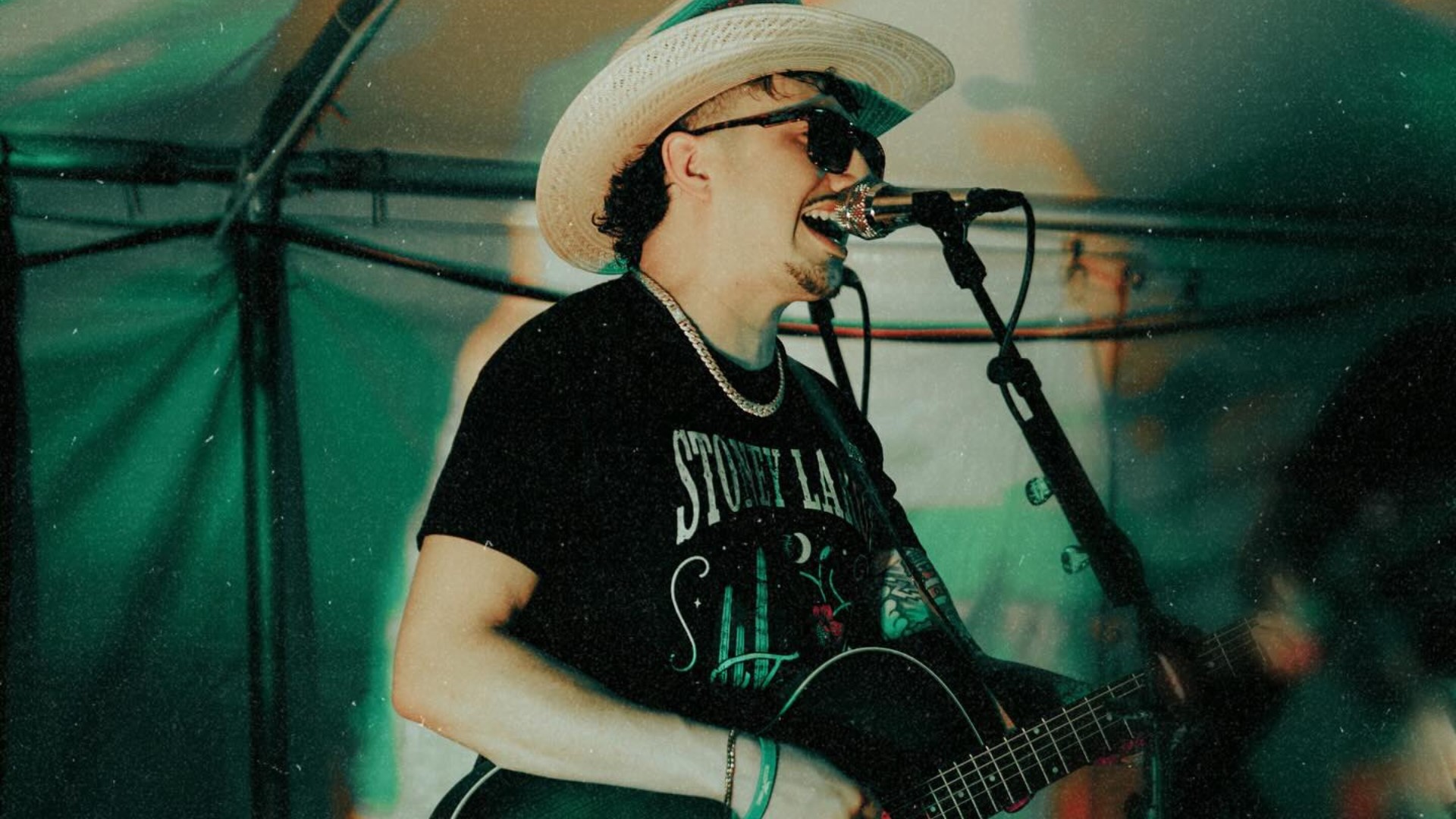 Live Music Featuring Vinny Tovar | Hotel Valencia Riverwalk & Dorrego's Bar